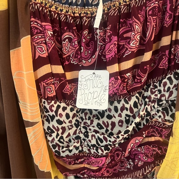 Catching Feelings Printed Top. - free people. NWT. Size xs - Picture 7 of 8